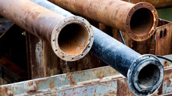 Solusi Anti Korosi pada Industri: Mengapa Fiberglass Lebih Unggul?