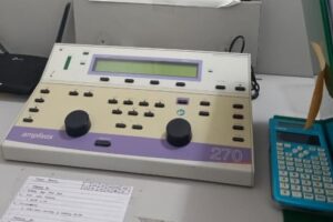 Peran Fiberglass dalam Pengembangan Chamber Audiometri Modern untuk Tes Pendengaran